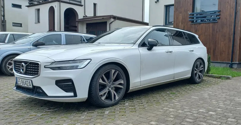 samochody osobowe Volvo V60 cena 92000 przebieg: 237000, rok produkcji 2019 z Skierniewice